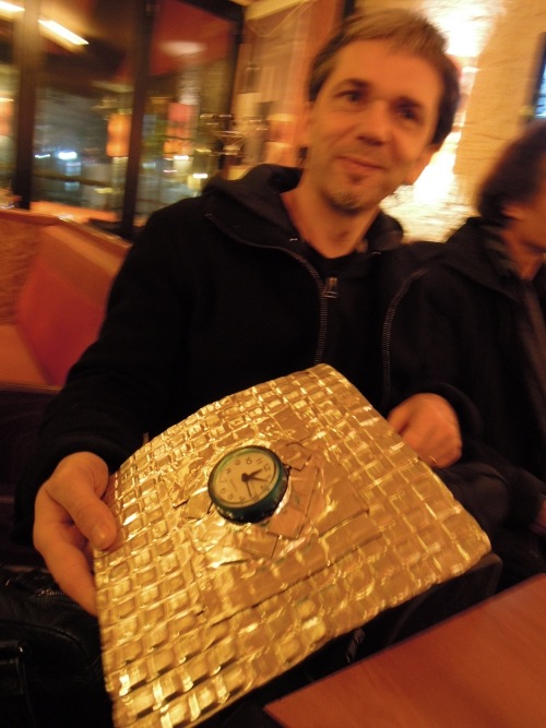 Confiance de la sculpture 817 à Véronique Hébert. Confiance de la sculpture 817 à Véronique Hébert.