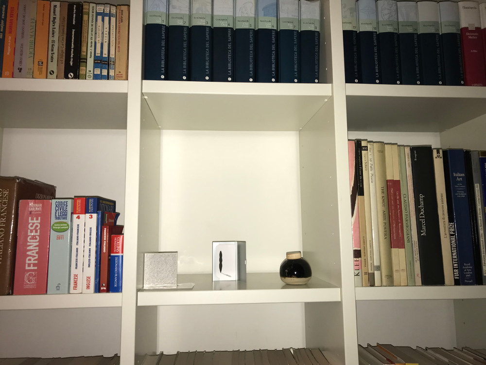 sculpture confi&eacute;e 932 ; photo MicroCollection