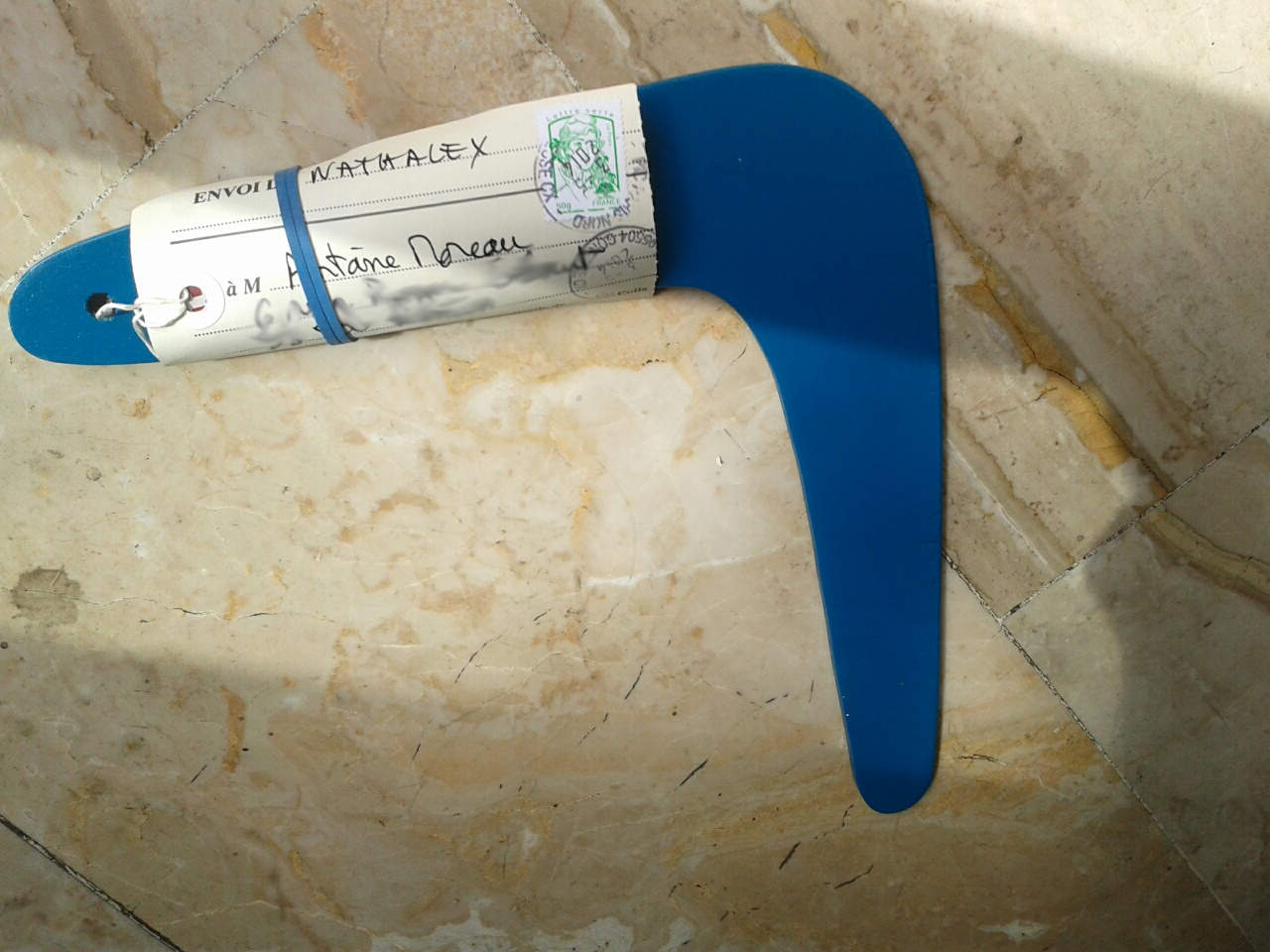 Boomerang envoy&eacute; par Nathalex en suite de la sculpture confi&eacute;e n&deg;831