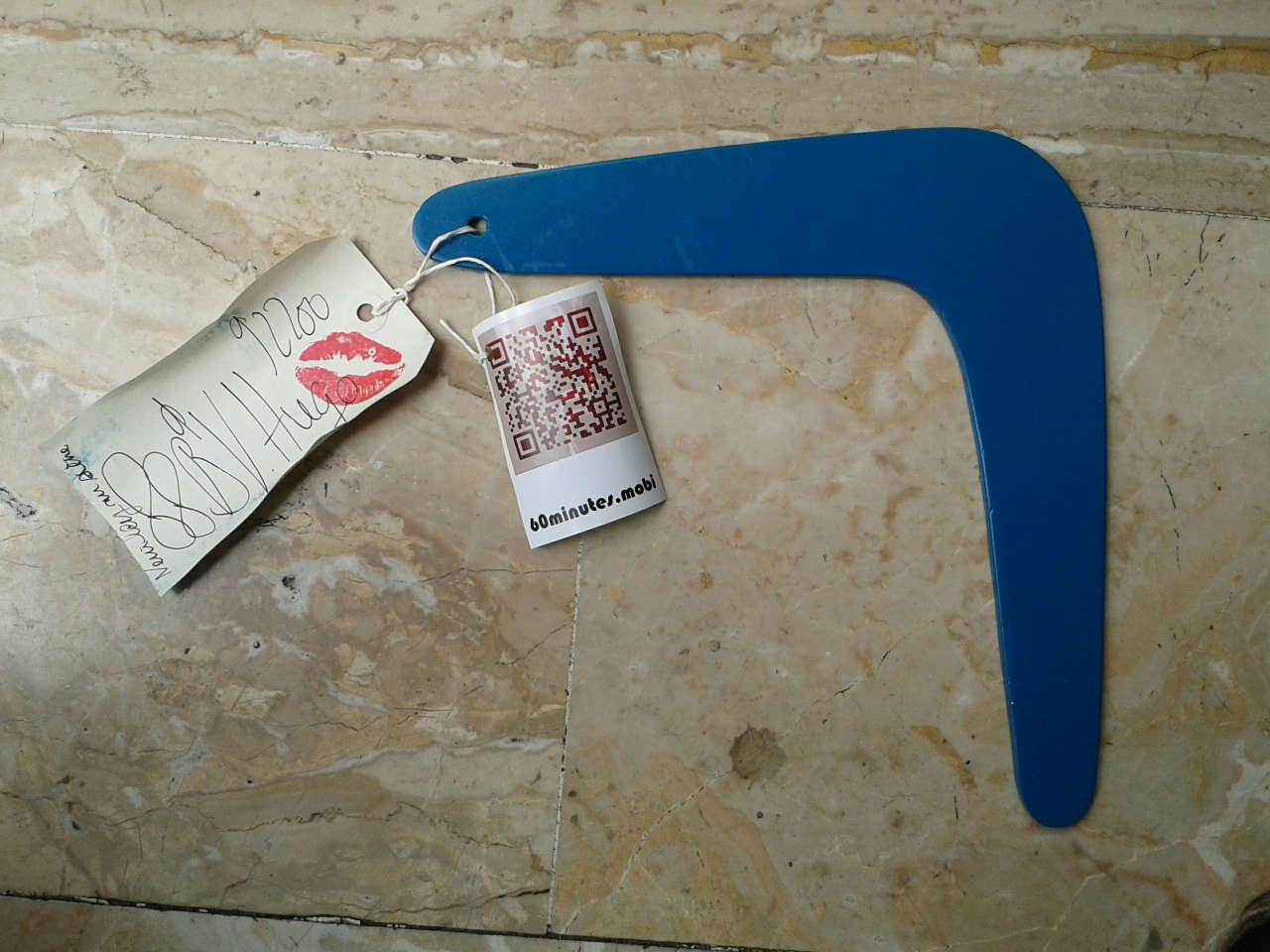 Boomerang envoy&eacute; par Nathalex en suite de la sculpture confi&eacute;e n&deg;831